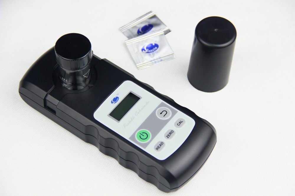 Q-FM Portable Colorimeter